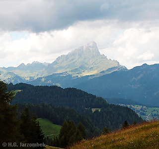 Wiesen bei La Val in Südtirol